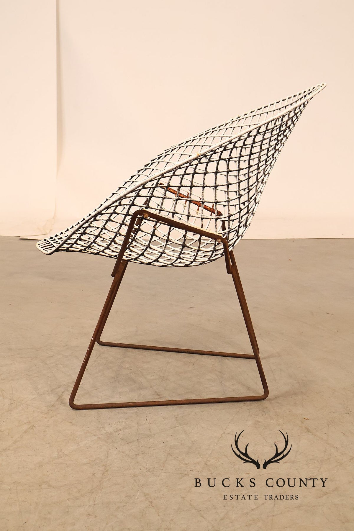 Mid Century Modern Harry Bertoia Style Diamond Wire Lounge Chair