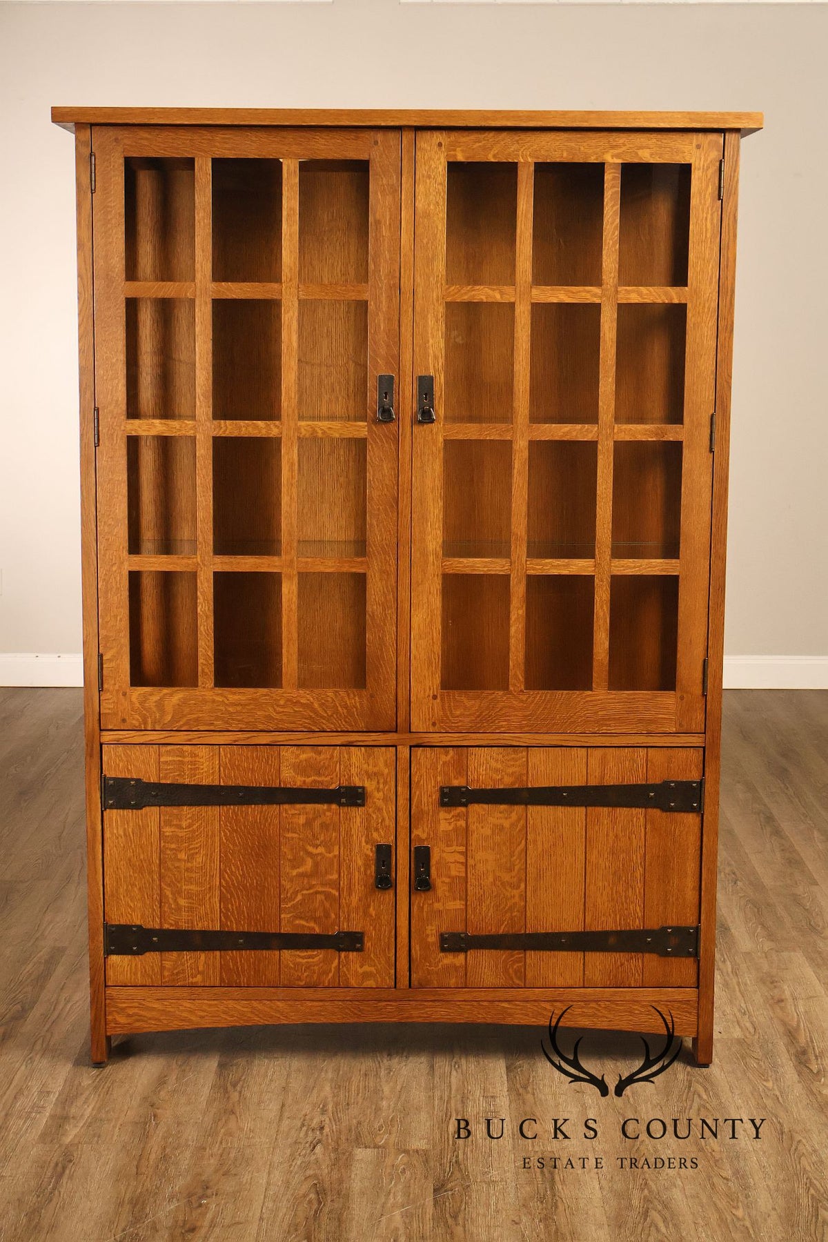 Stickley Mission Collection Oak China Cabinet With Strap Hardware