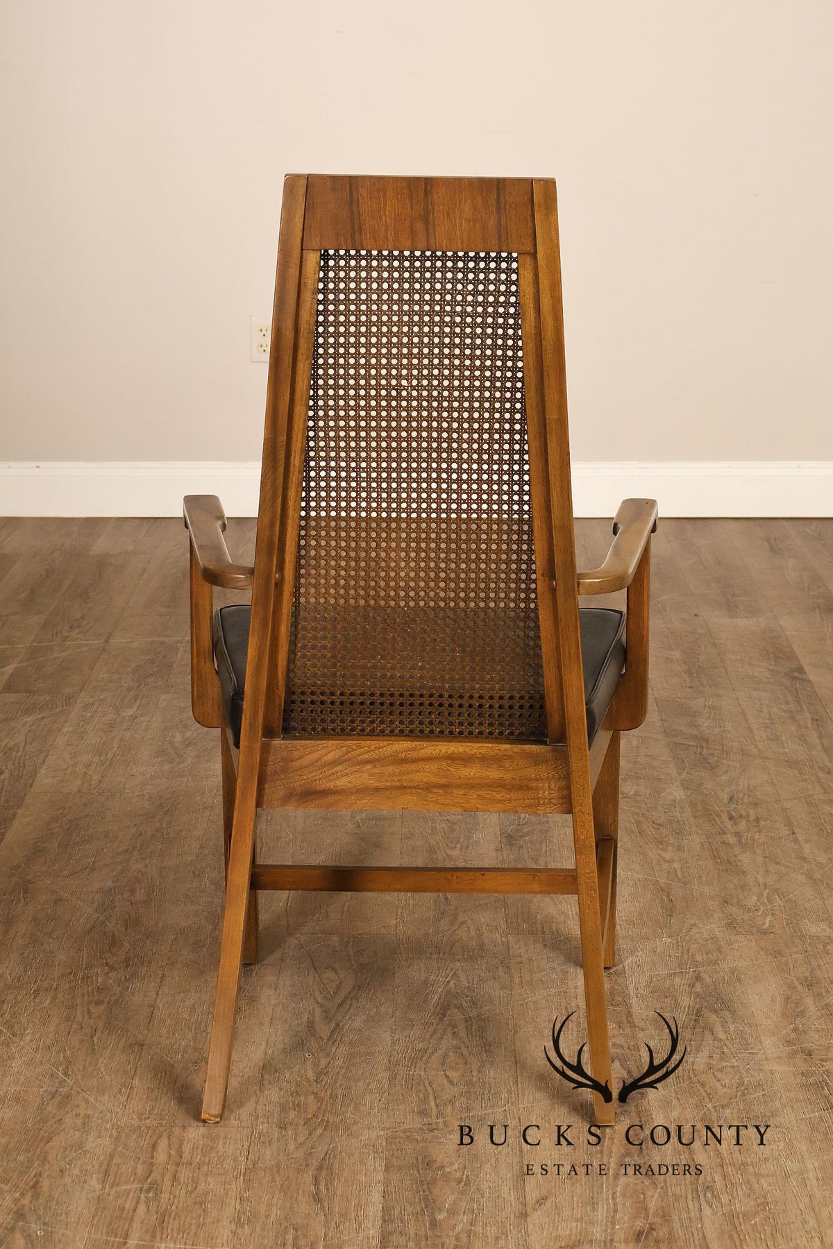 Young Manufacturing Mid Century Modern Set of Six Dining Chairs