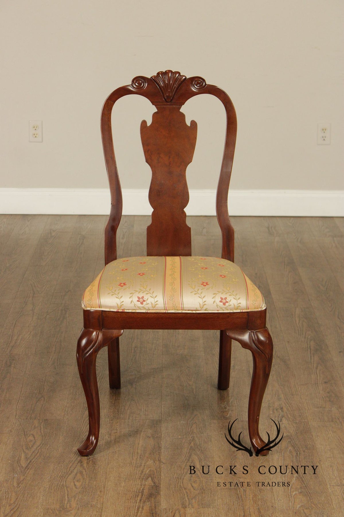 Drexel Heritage Set Of Eight Queen Anne Style Dining Chairs
