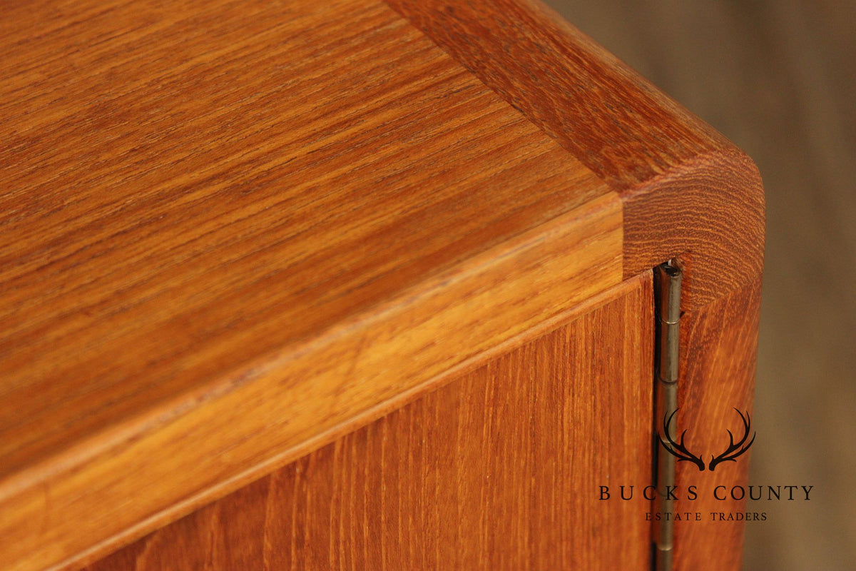 Schreibers Mobelfabrik Danish Modern Teak Chifferobe