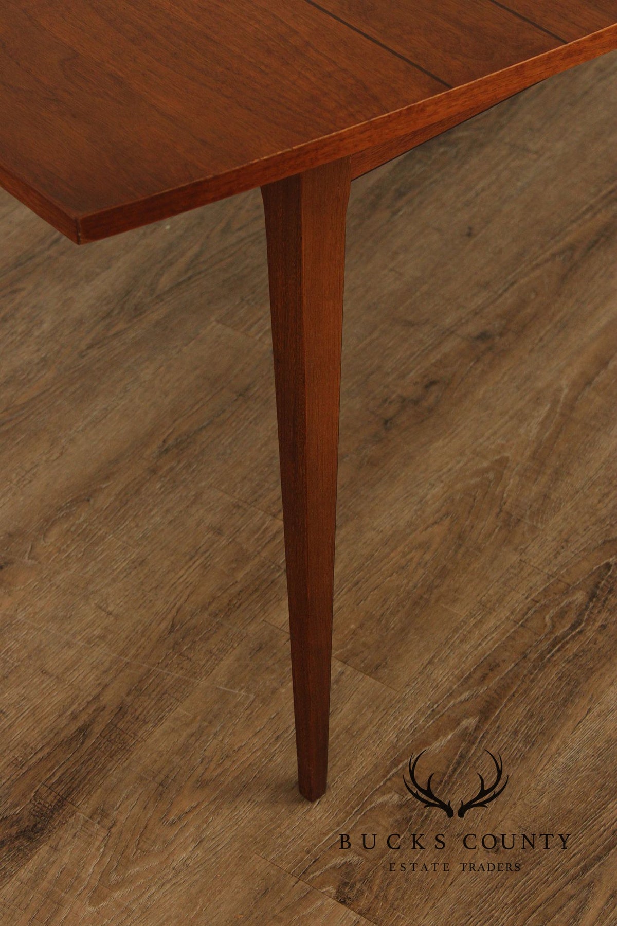Lane 'Tuxedo' Mid Century Modern Extendable Walnut Dining Table