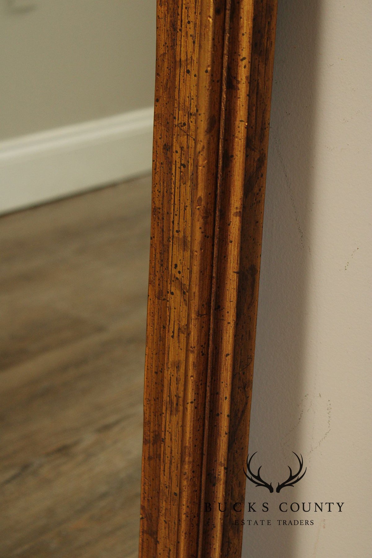 Carolina Mirror Co. Hollywood Regency Gilt Wall Mirror