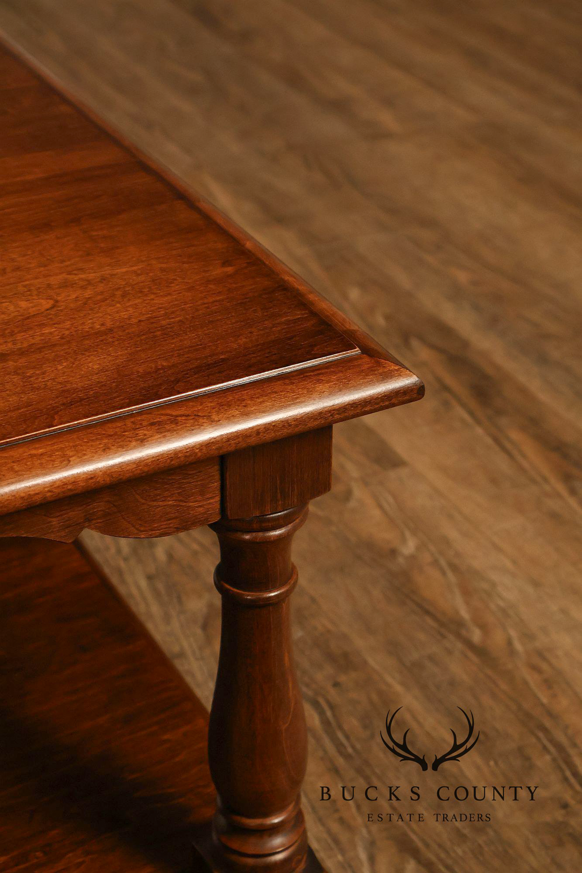 Pennsylvania House Traditional Style Vintage Maple Long Coffee Table With Cabinet Storage