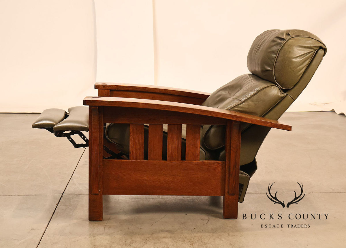 Stickley Mission Collection Oak Bustle Back Bow Arm Morris Recliner