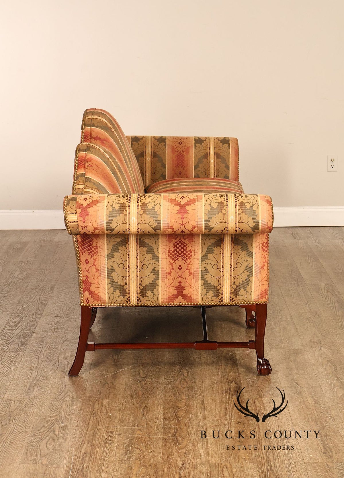 Kindel Winterthur Irish Georgian Chippendale Style Mahogany Camelback Sofa