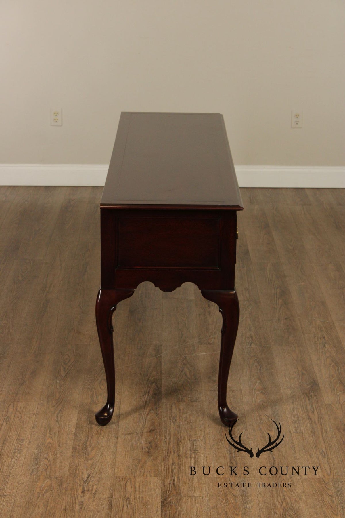 Kindel Queen Anne Style Mahogany Sideboard