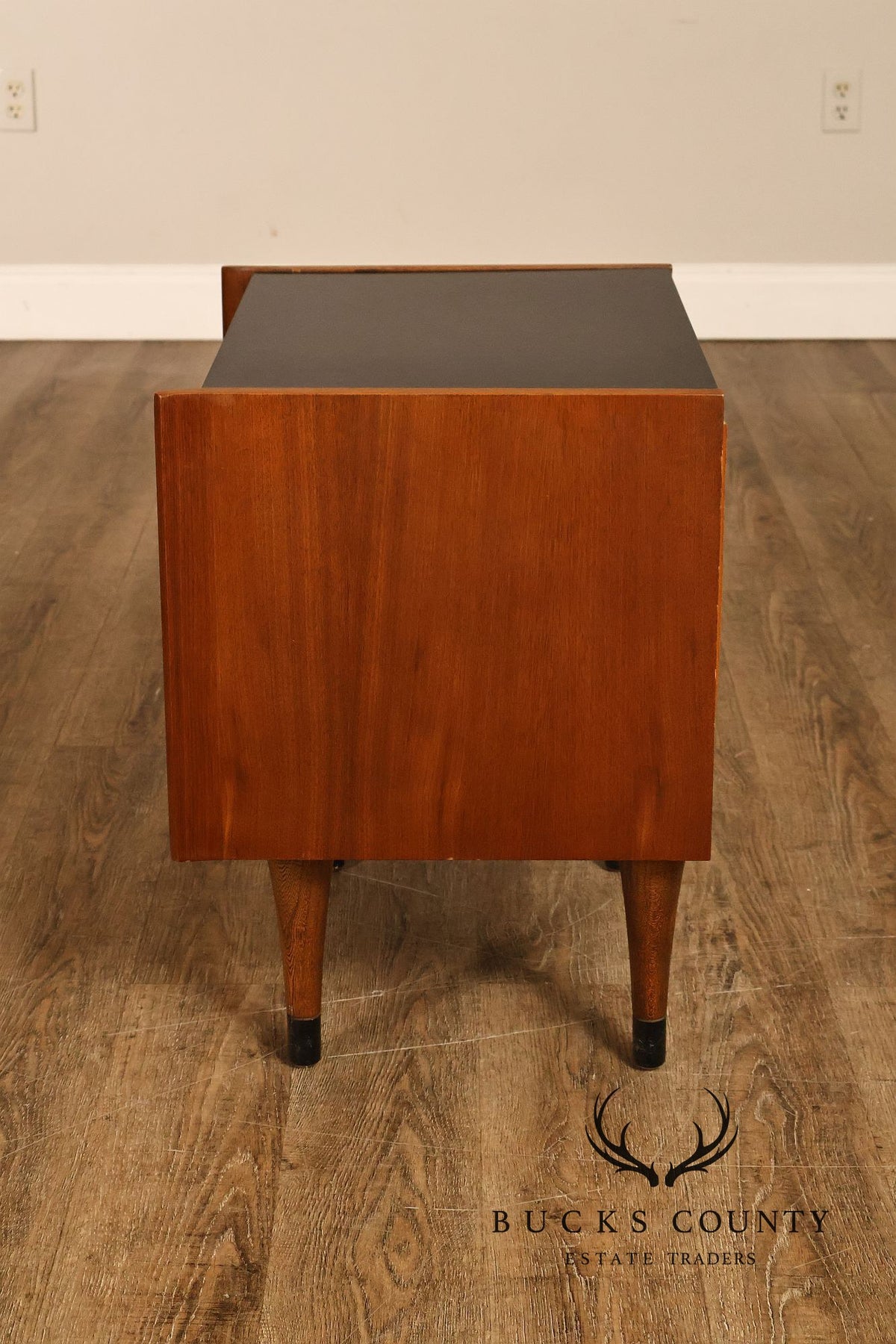 American of Martinsville Mid Century Modern Pair of Nightstands