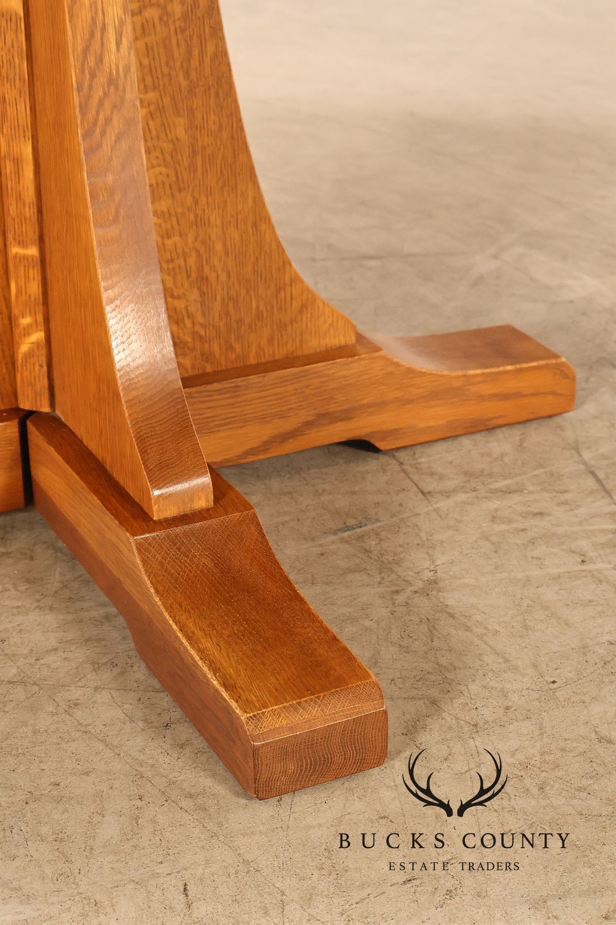 Stickley Mission Collection Round Oak Extension Dining Table With 3 Leaves In 35 Fayetteville Finish