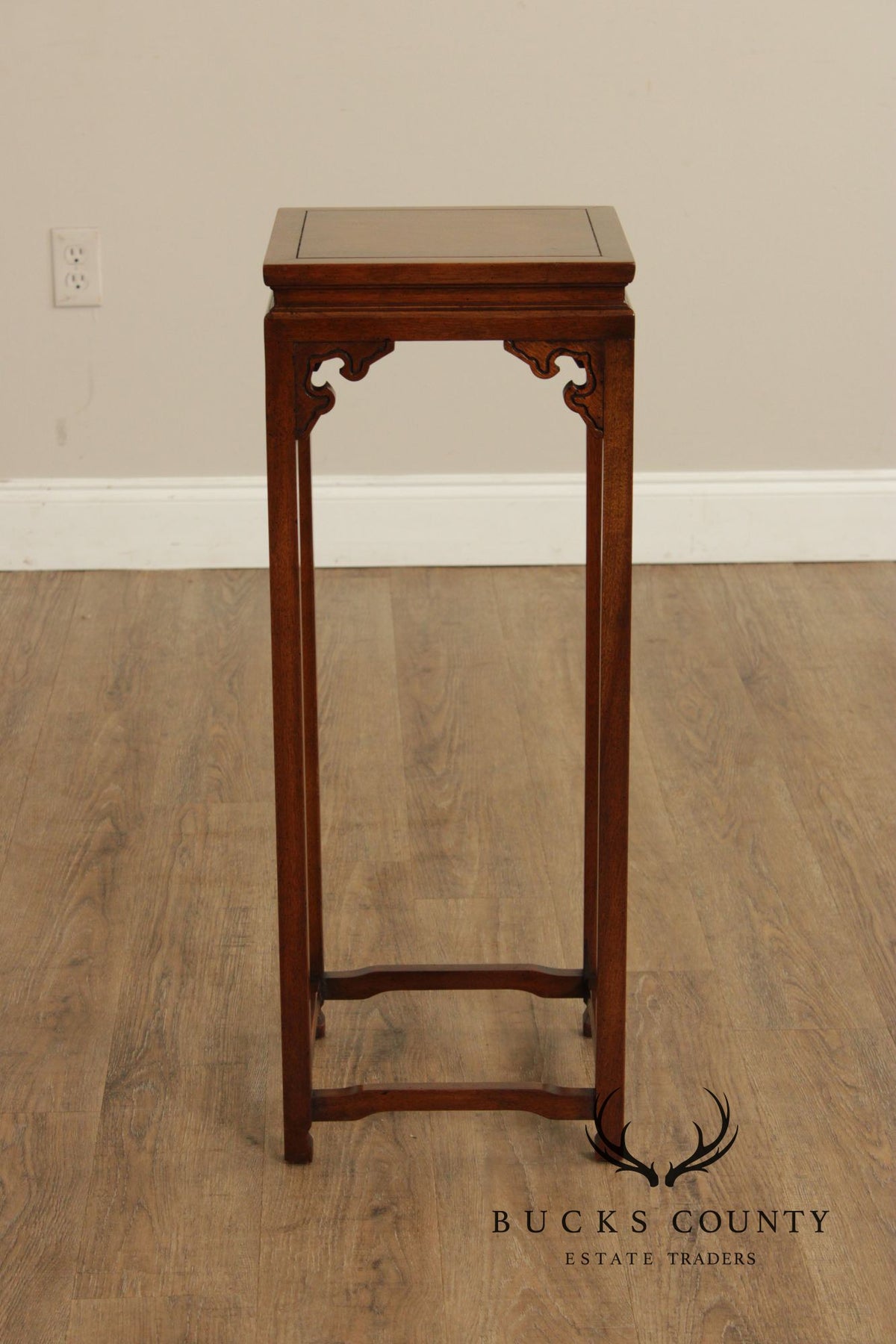 Baker Asian Inspired Pair of Mahogany Pedestal Plant Stands