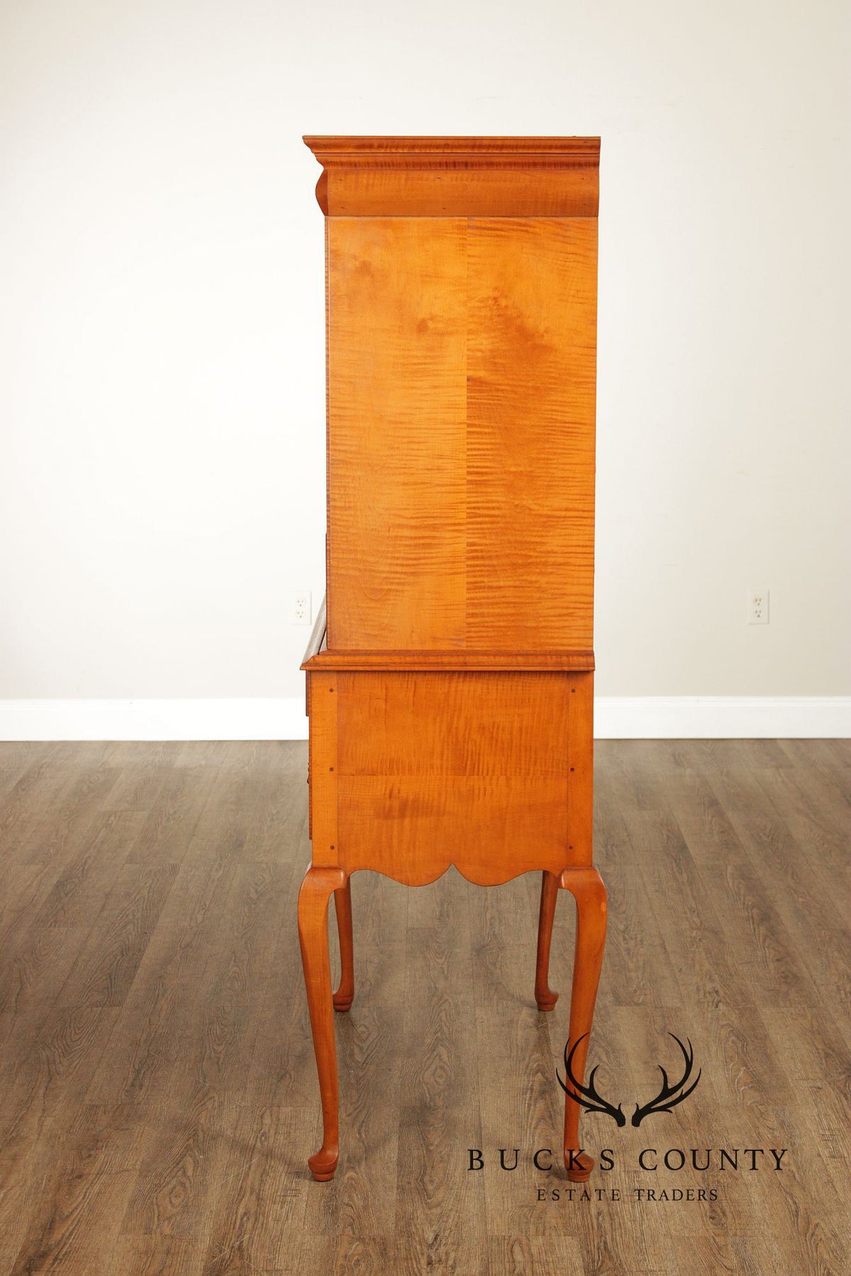 Simms & Thayer Queen Anne Style Tiger Maple Highboy