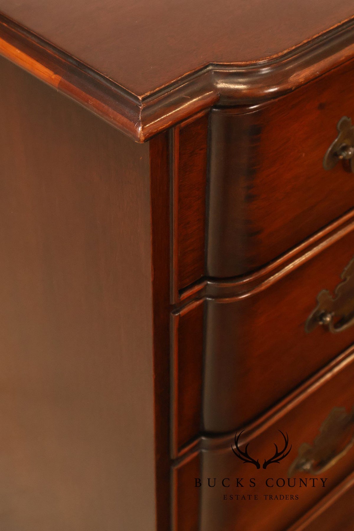Kindel Chippendale Style Vintage Mahogany Block Front Chest Of Drawers