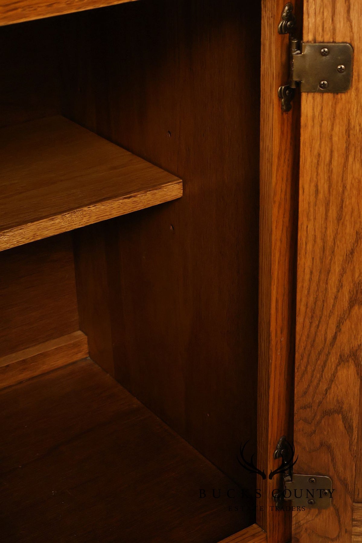 Nichols And Stone Oak Lighted China Cabinet