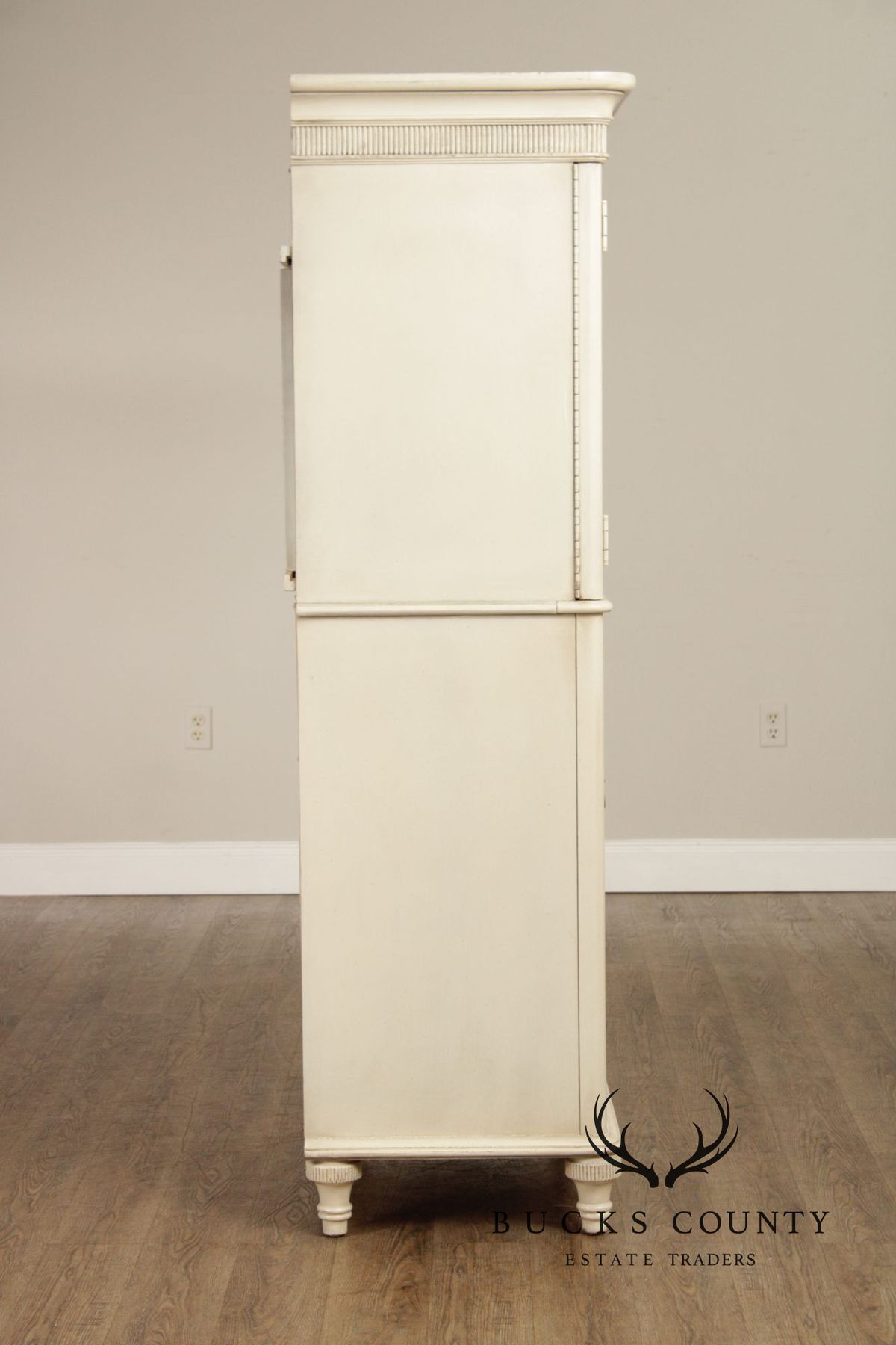 Drexel Heritage 'Chelsea Cottage' Armoire