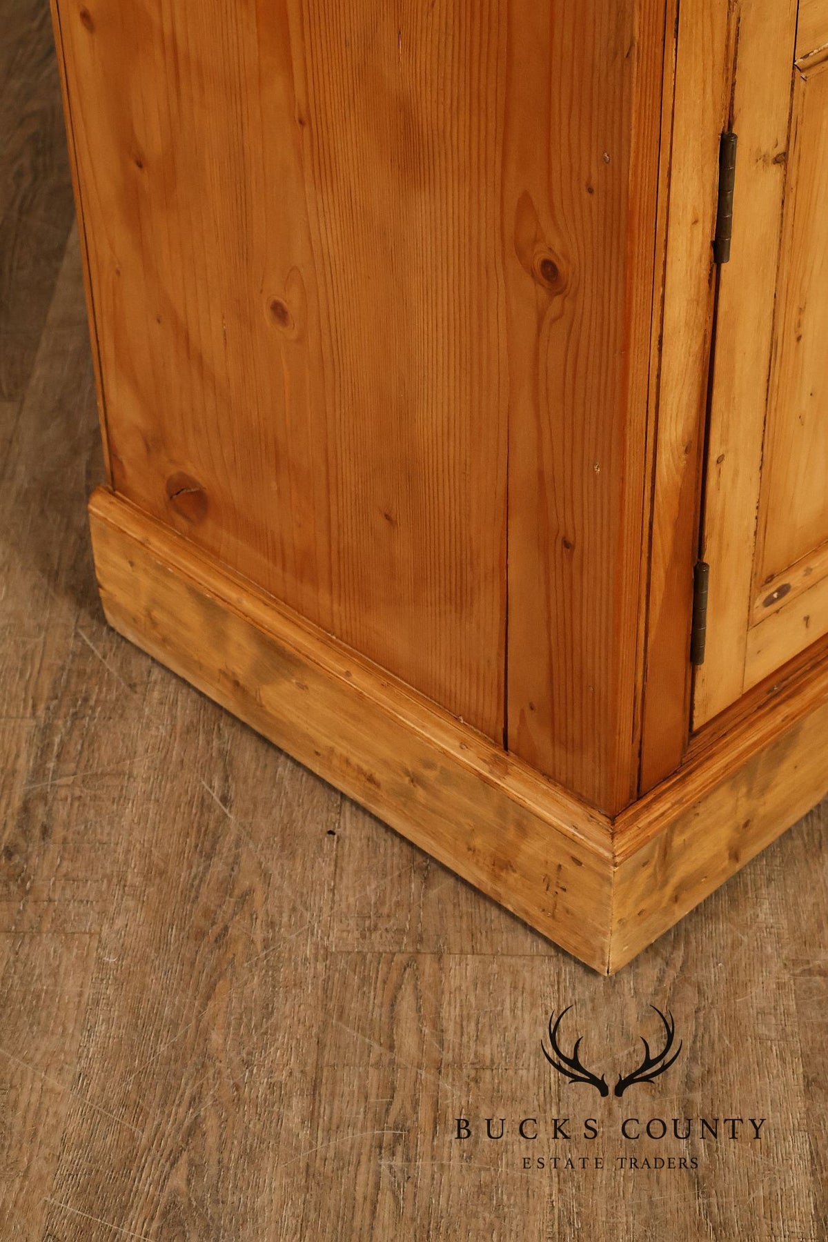 Pine Country Style Armoire Cabinet With Drawers