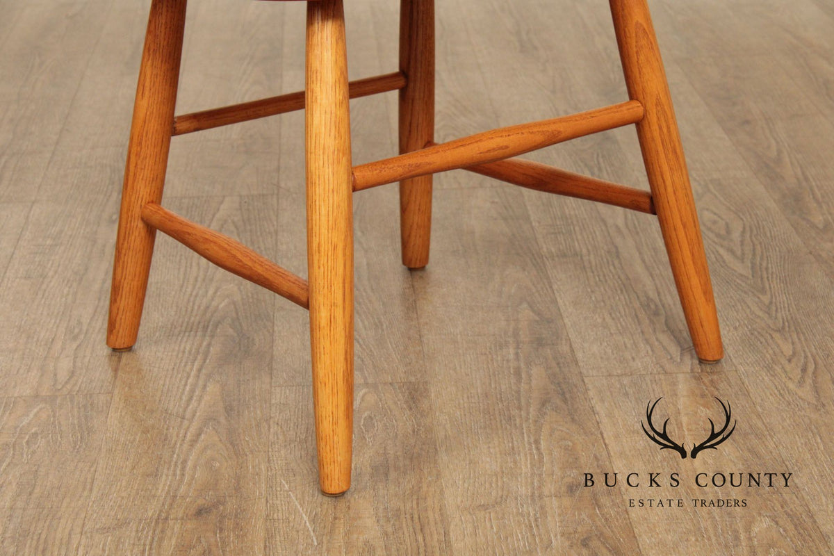 Traditional Set of Four Oak Windsor Dining Chairs