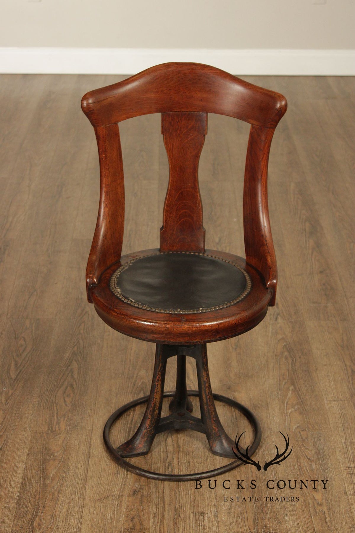 Antique Ship’s Table With Set Of Six Ship Chairs