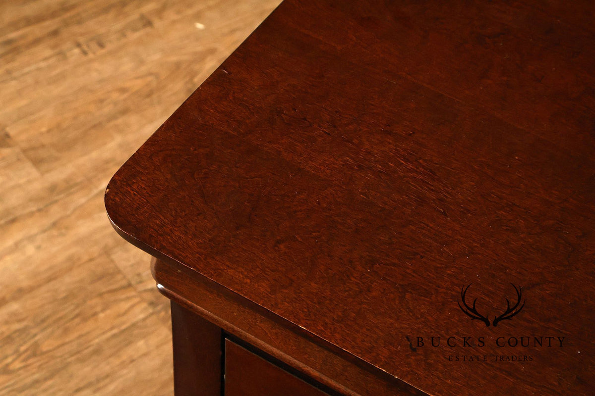 Broyhill Louis Philippe Style Pair Of Three-Drawer Nightstands