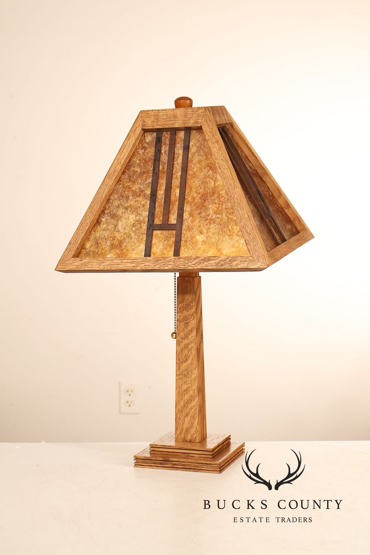 Mission Accomplished Arts And Crafts Style Oak and Mica Desk Lamp