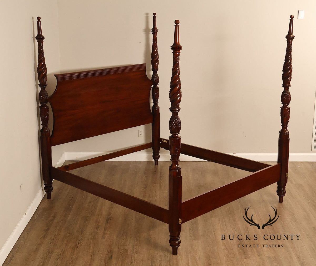 Lexington Furniture Carved Mahogany King Four Poster Bed