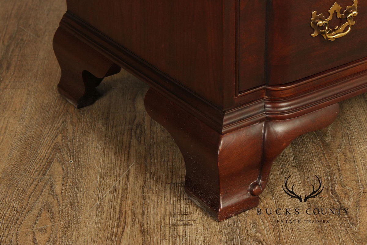 Lineage Chippendale Style Mahogany Blockfront Chest