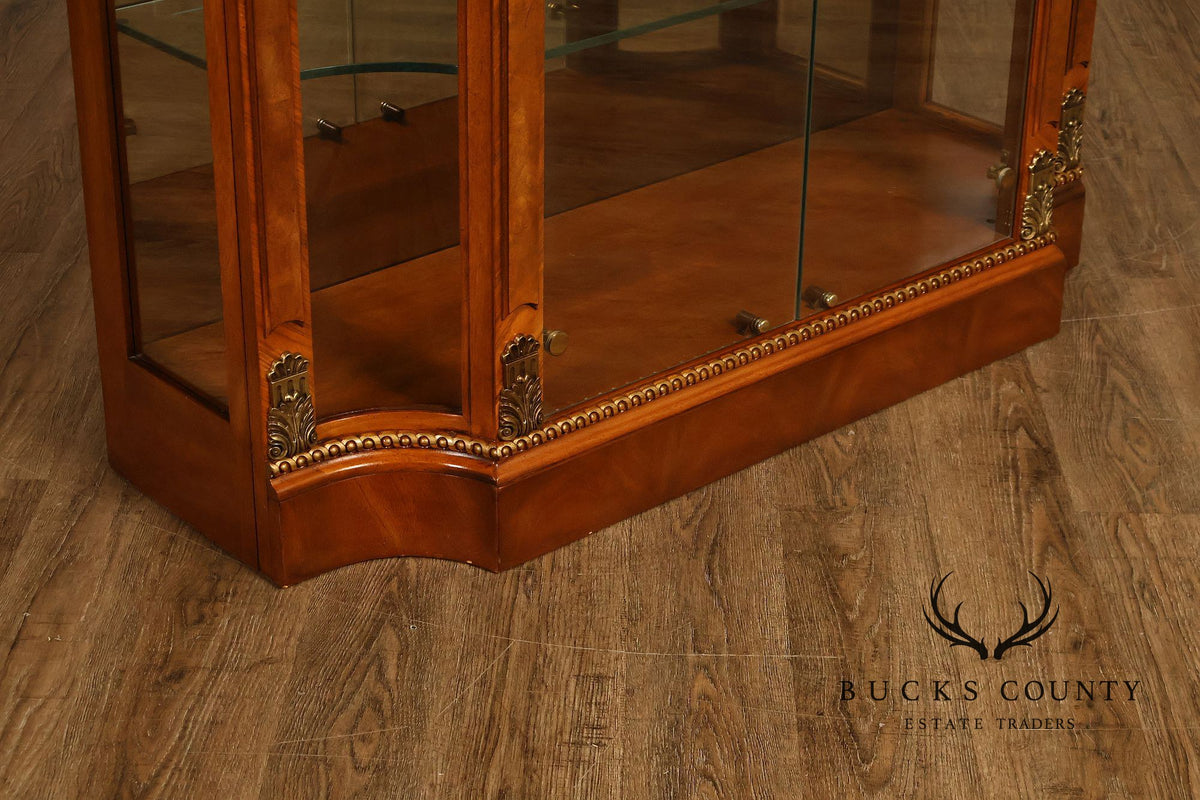 Henredon Grand Provenance Collection Lighted Glass Display Curio Cabinet