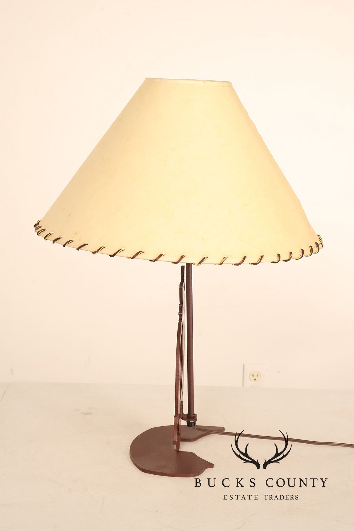 Southwestern Style Steel Gecko Table Lamp