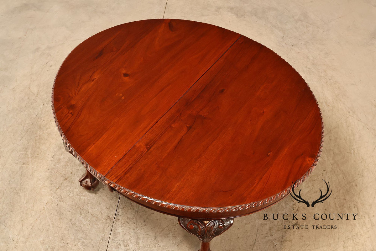 Antique Chippendale Style Mahogany Extendable Oval Dining Table