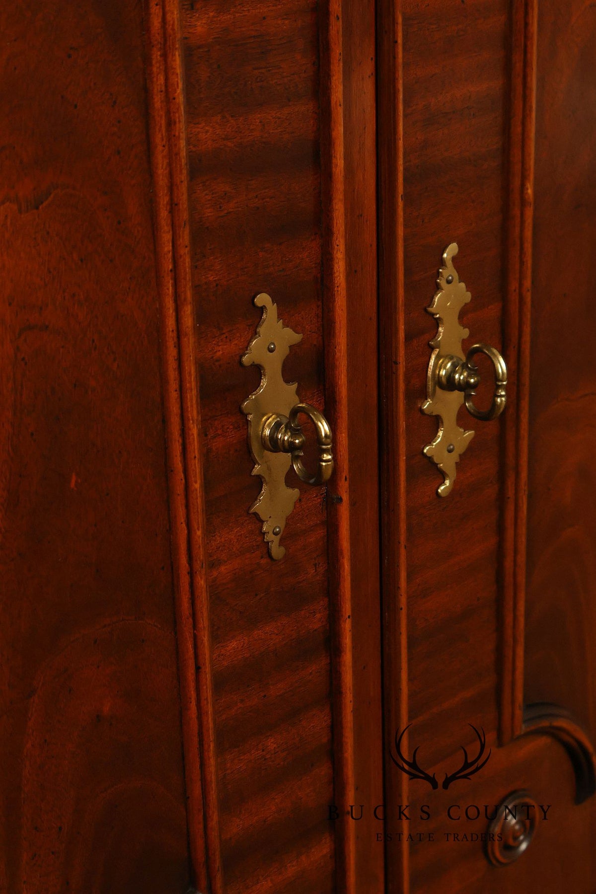 Century Furniture Georgian Style Mahogany Sideboard