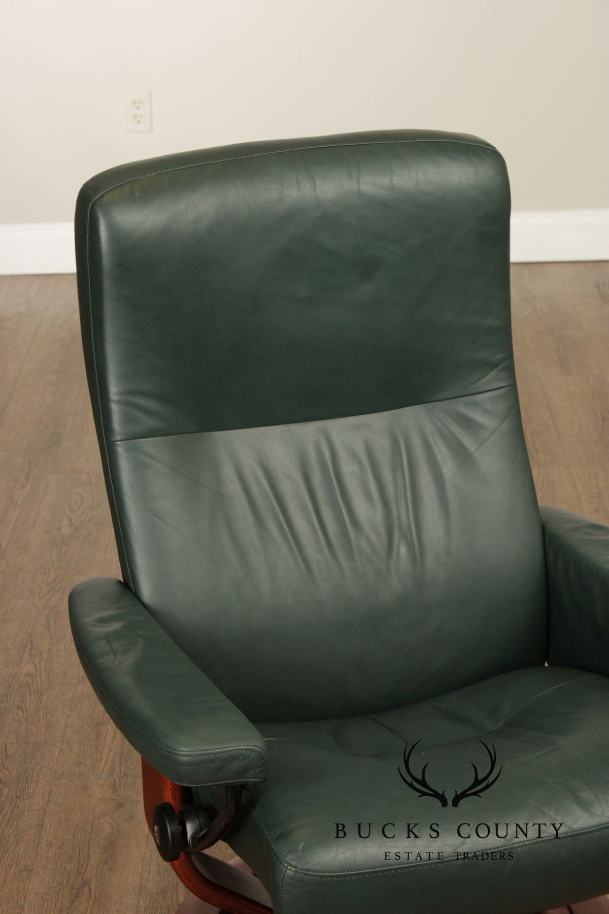 Ekornes Stressless Leather Recliner With Ottoman
