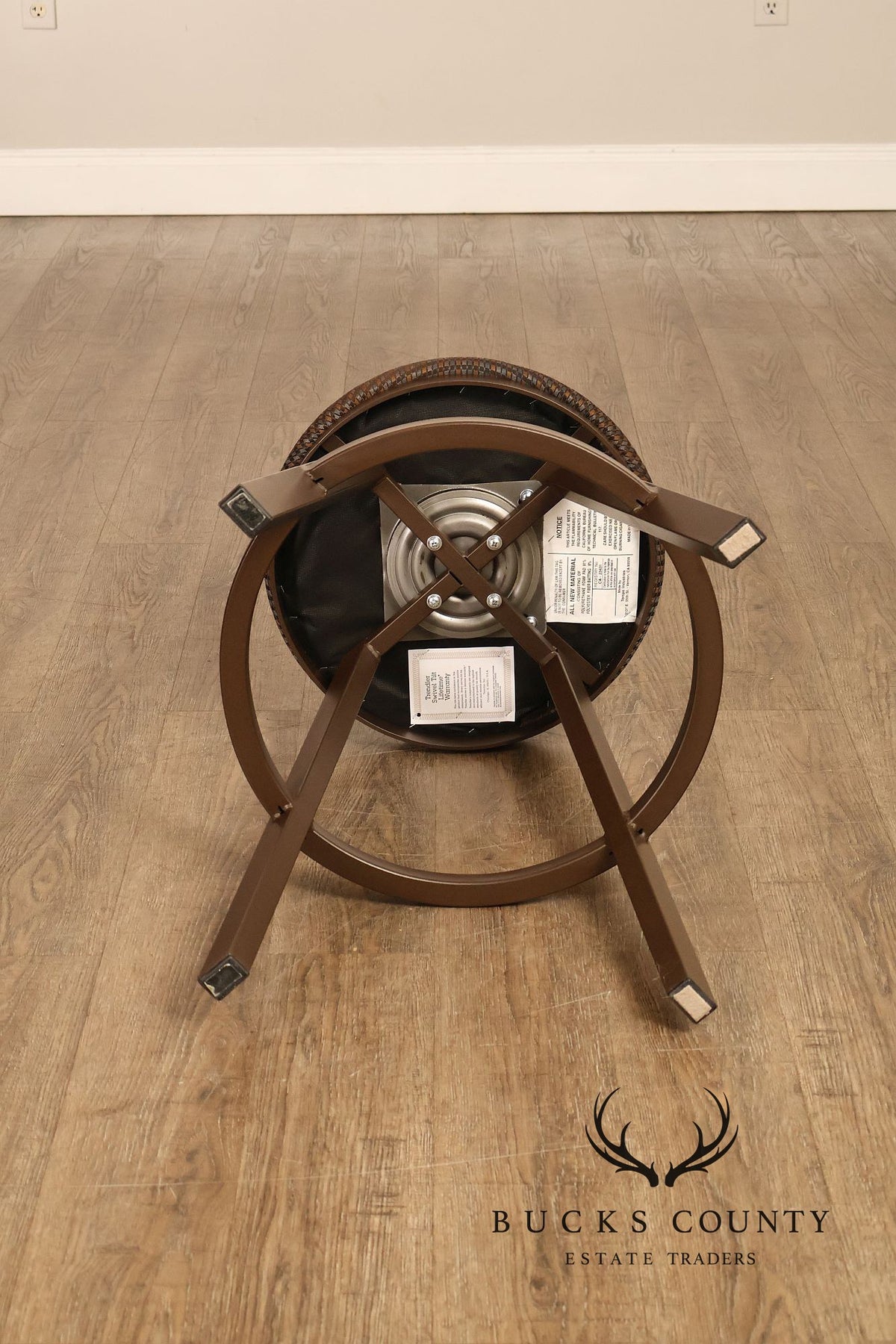 Tempo Industries Set of Four Swivel Backless Bar Stools