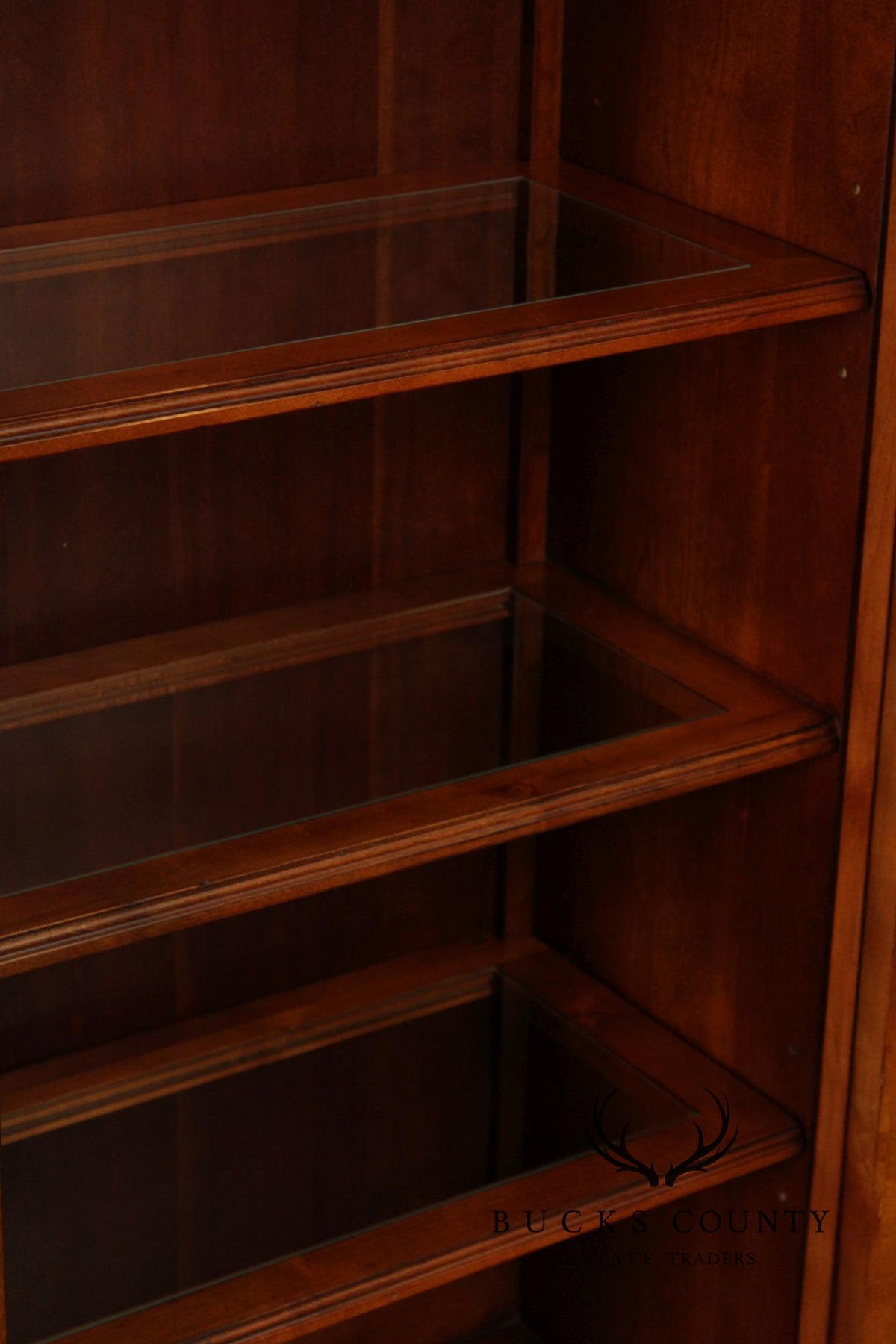 Ethan Allen Traditional Style Lighted Sliding Door Bookcase Display Cabinet