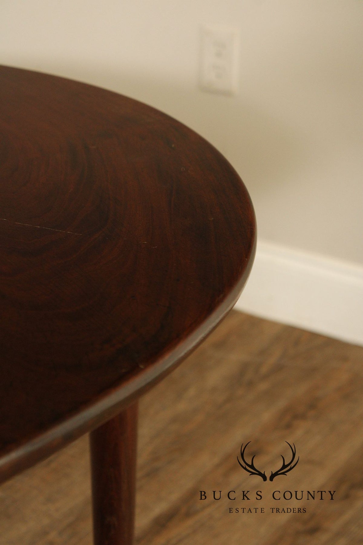 Queen Anne Style Mahogany Drop-Leaf Table