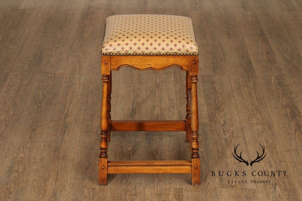 English Traditional Style Set of Three Counter Stools