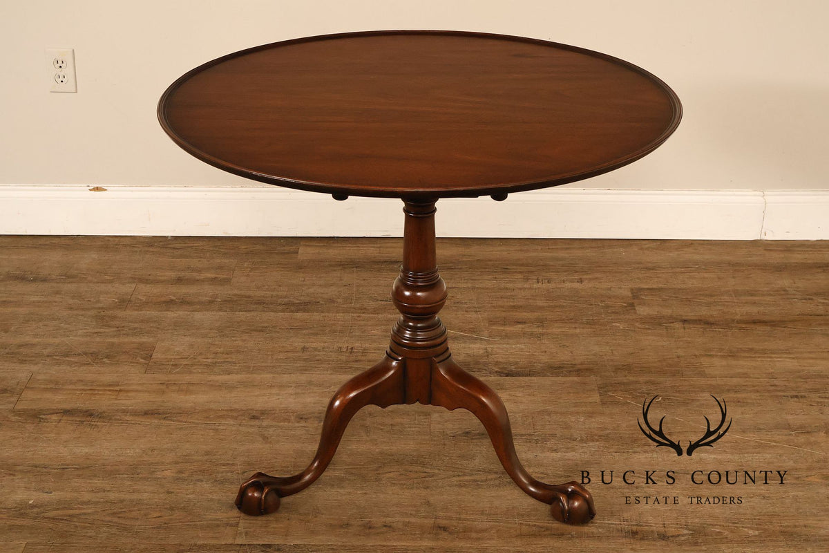 Kittinger Colonial Williamsburg Mahogany Tilt-Top Table