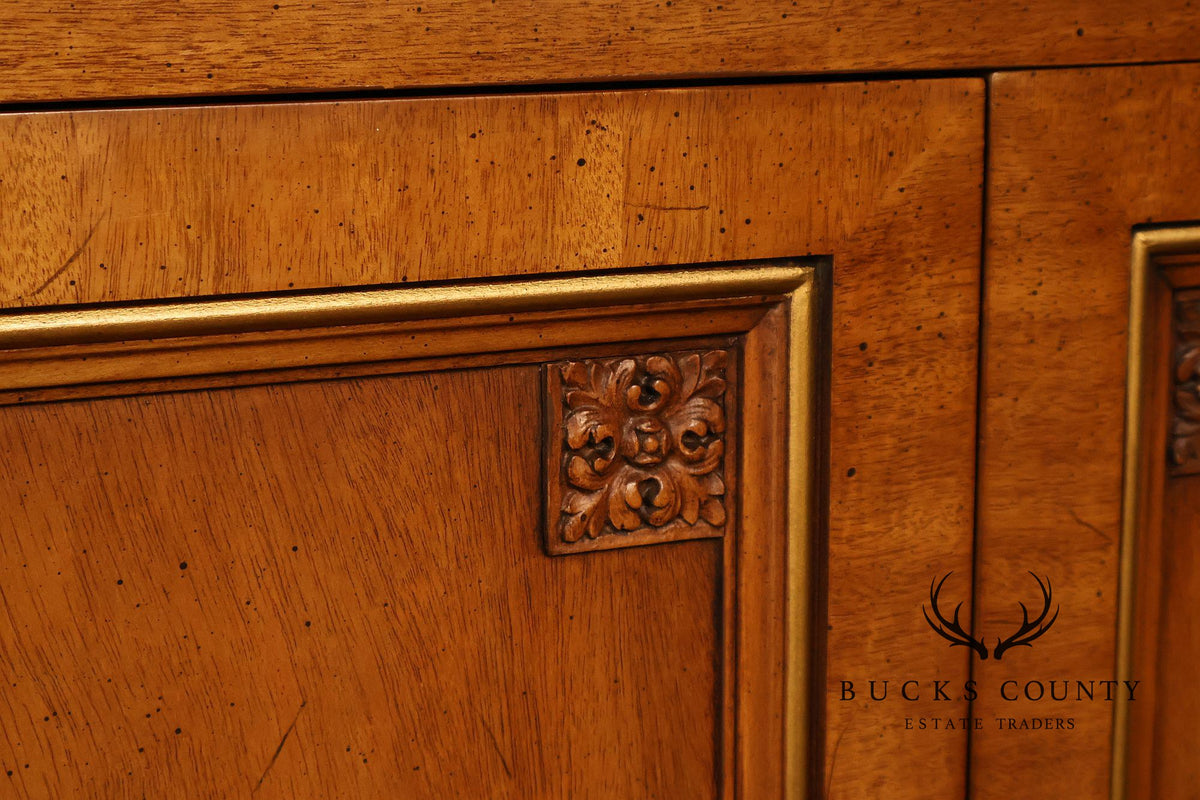 Henredon Vintage Pair Of Walnut Louis XVI Style Bookcases