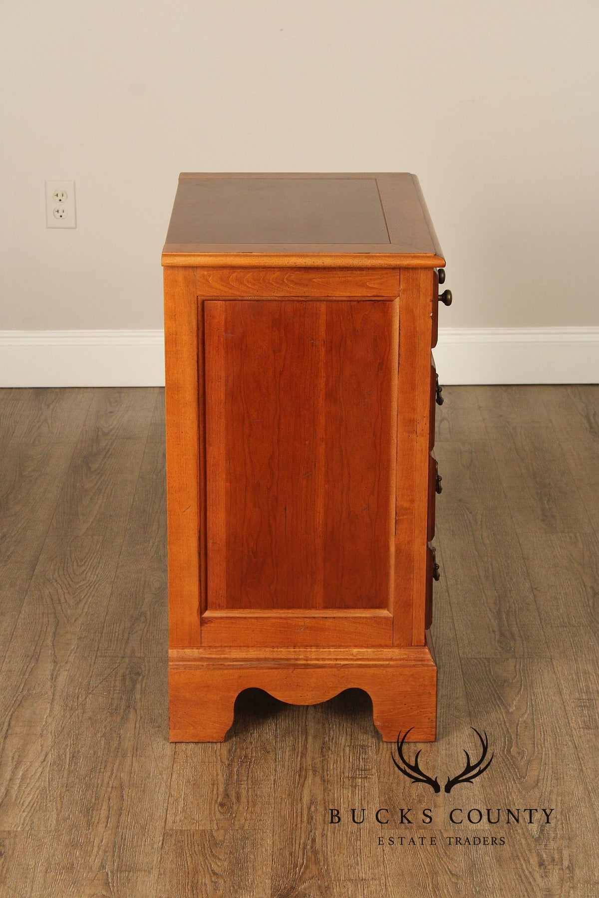 Vaughn Furniture Traditional Bedside Chest