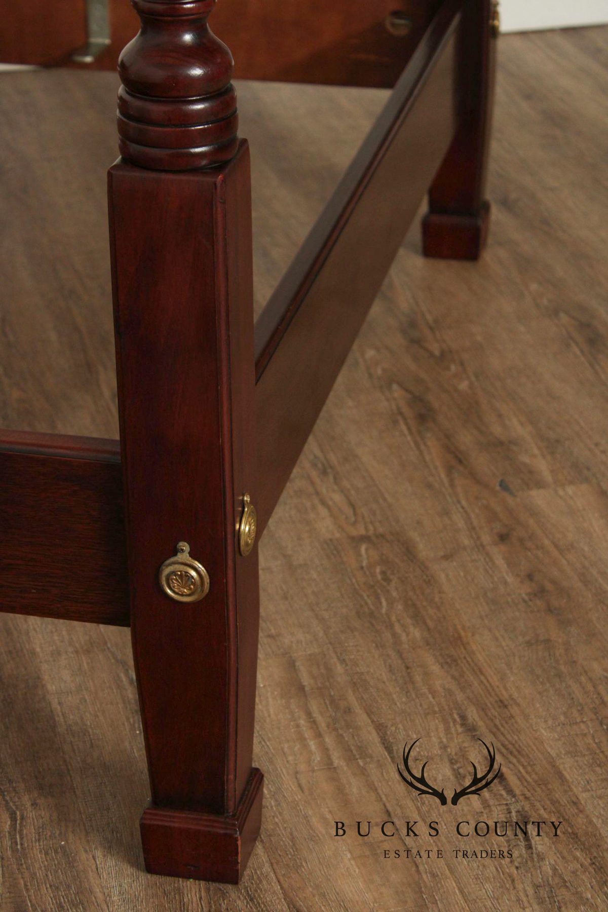 Henredon Georgian Chippendale Style Mahogany Traditional Queen Poster Bed
