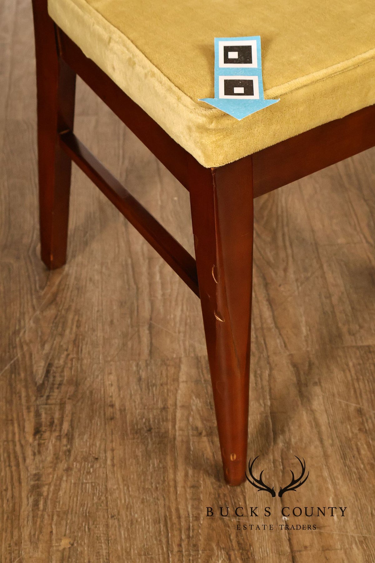 Mid Century Modern Set of Six Walnut Dining Chairs