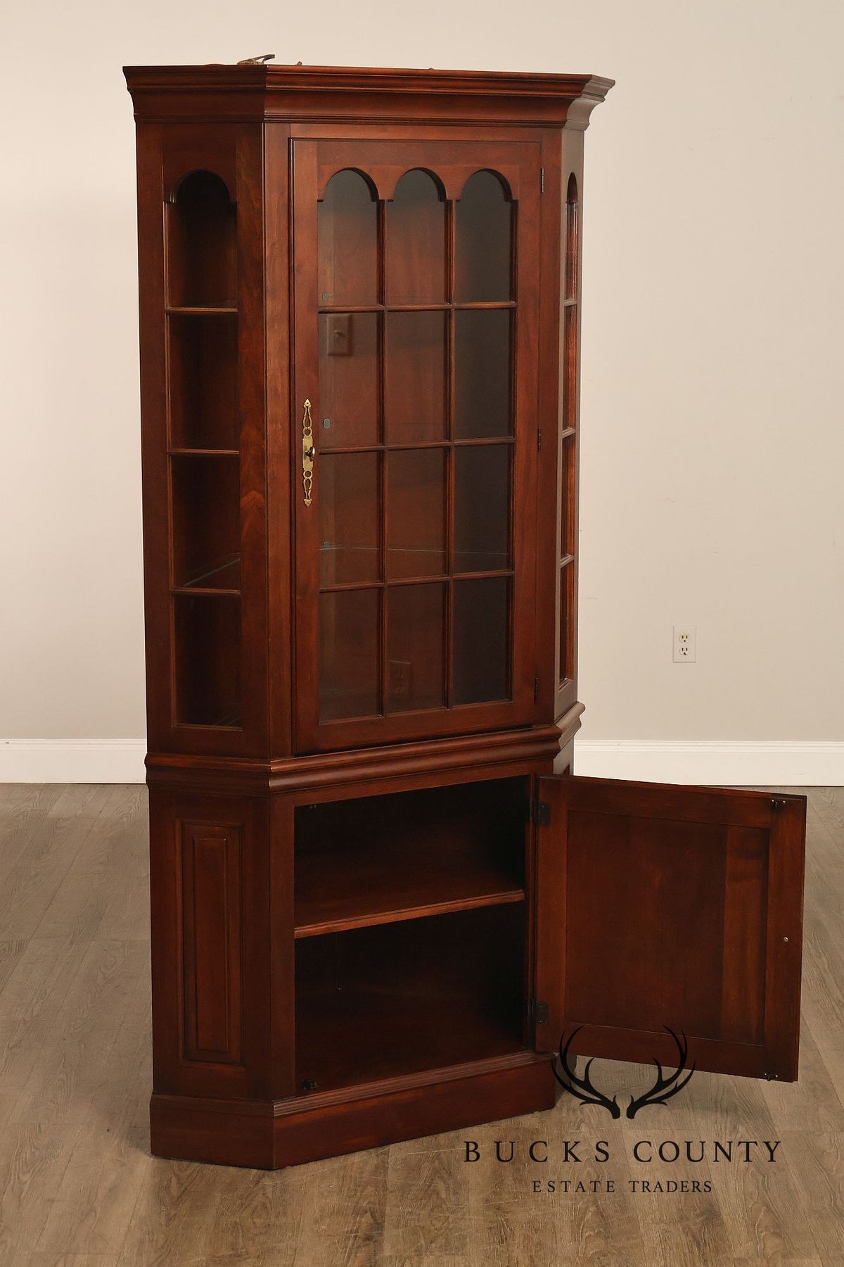 Pennsylvania House Traditional Cherry Corner China Cabinet