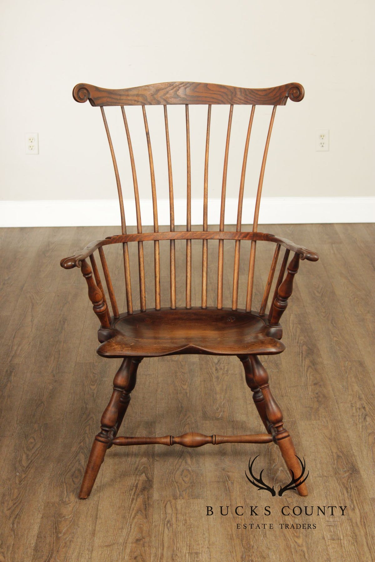 John M. Bair Custom Quality Vintage Comb Back Windsor Armchair