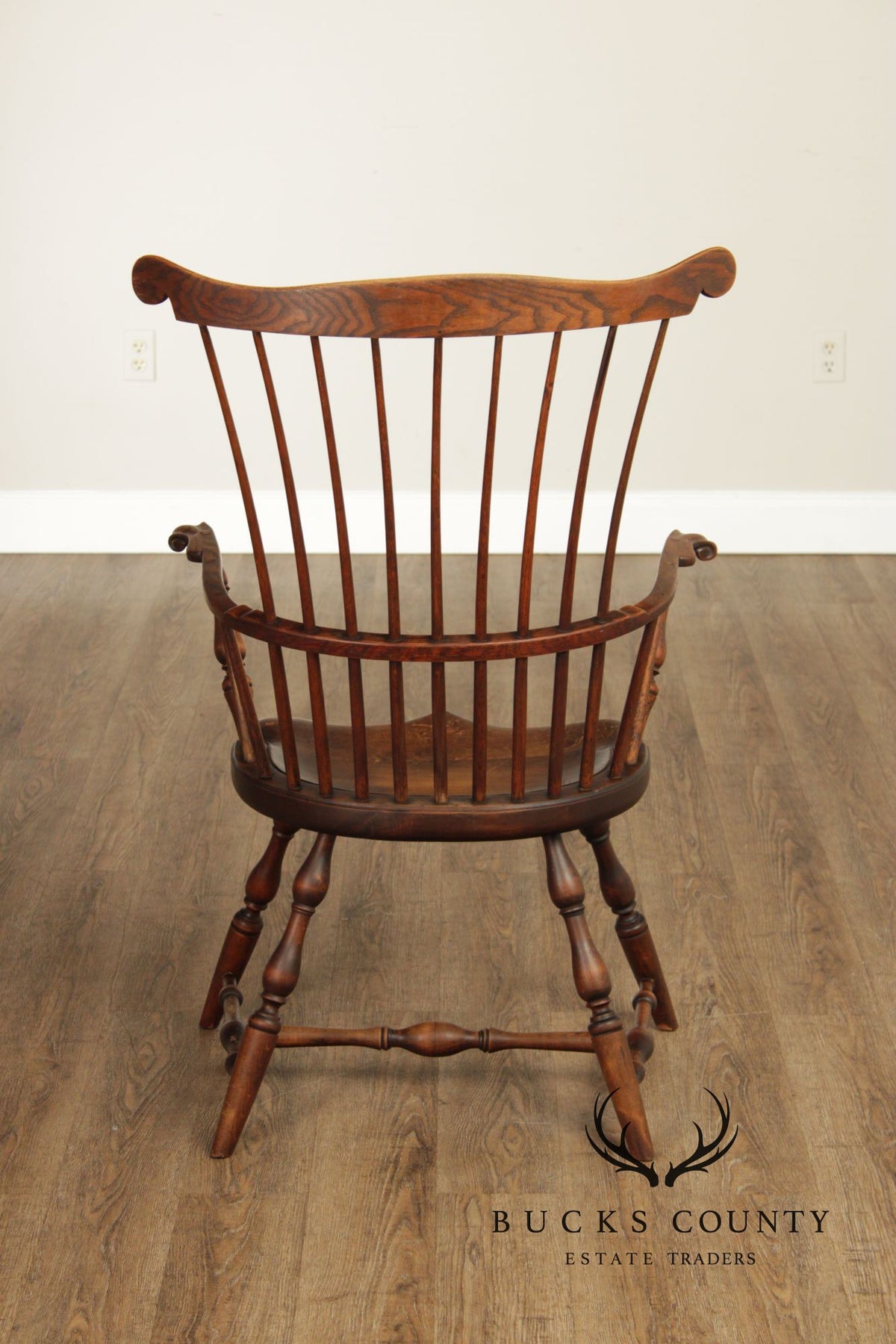 John M. Bair Custom Quality Vintage Comb Back Windsor Armchair