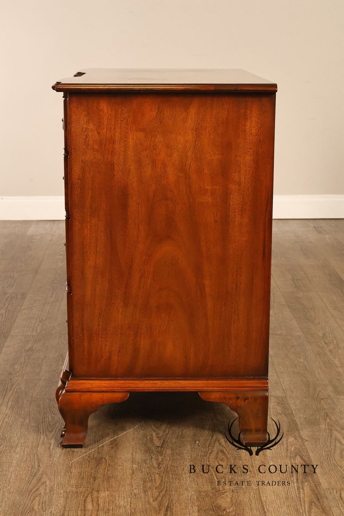 Kindel Chippendale Style Mahogany Block-Front Chest Of Drawers