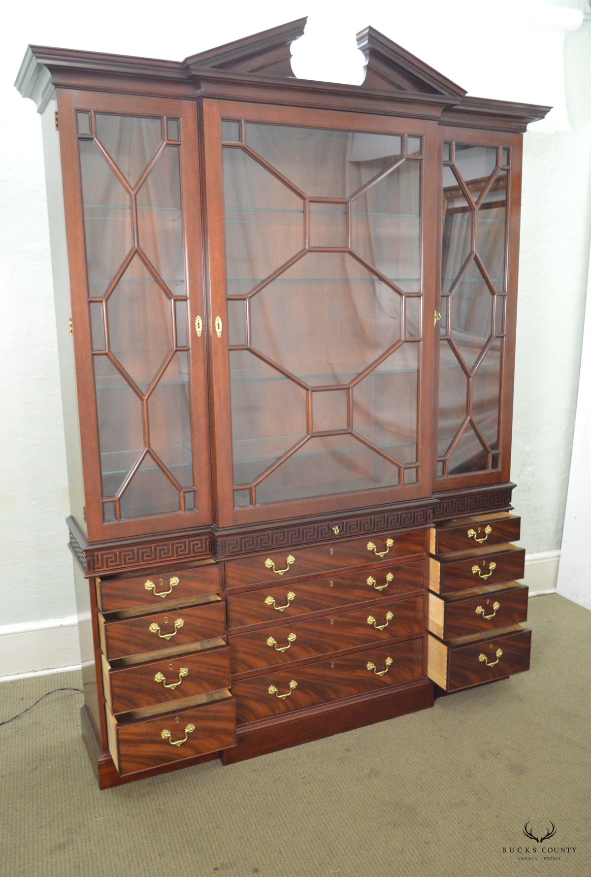 Baker Colonial Williamsburg Collection Large Mahogany Chippendale Breakfront