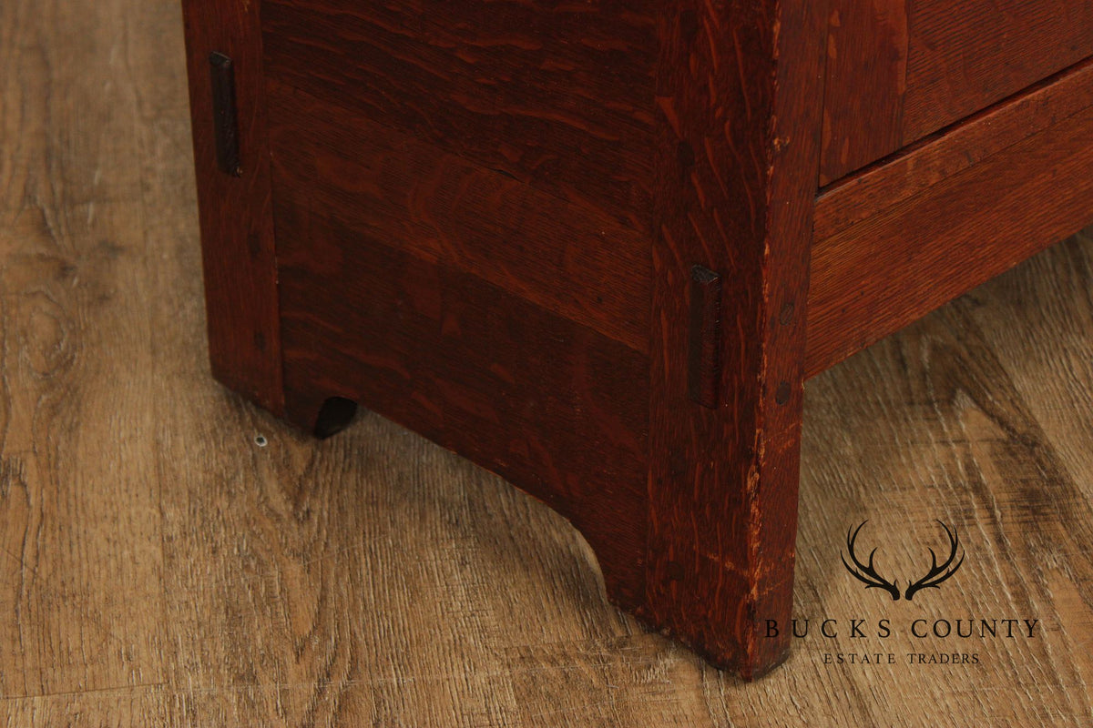 Gustav Stickley Antique Mission Oak No. 815 China Cabinet