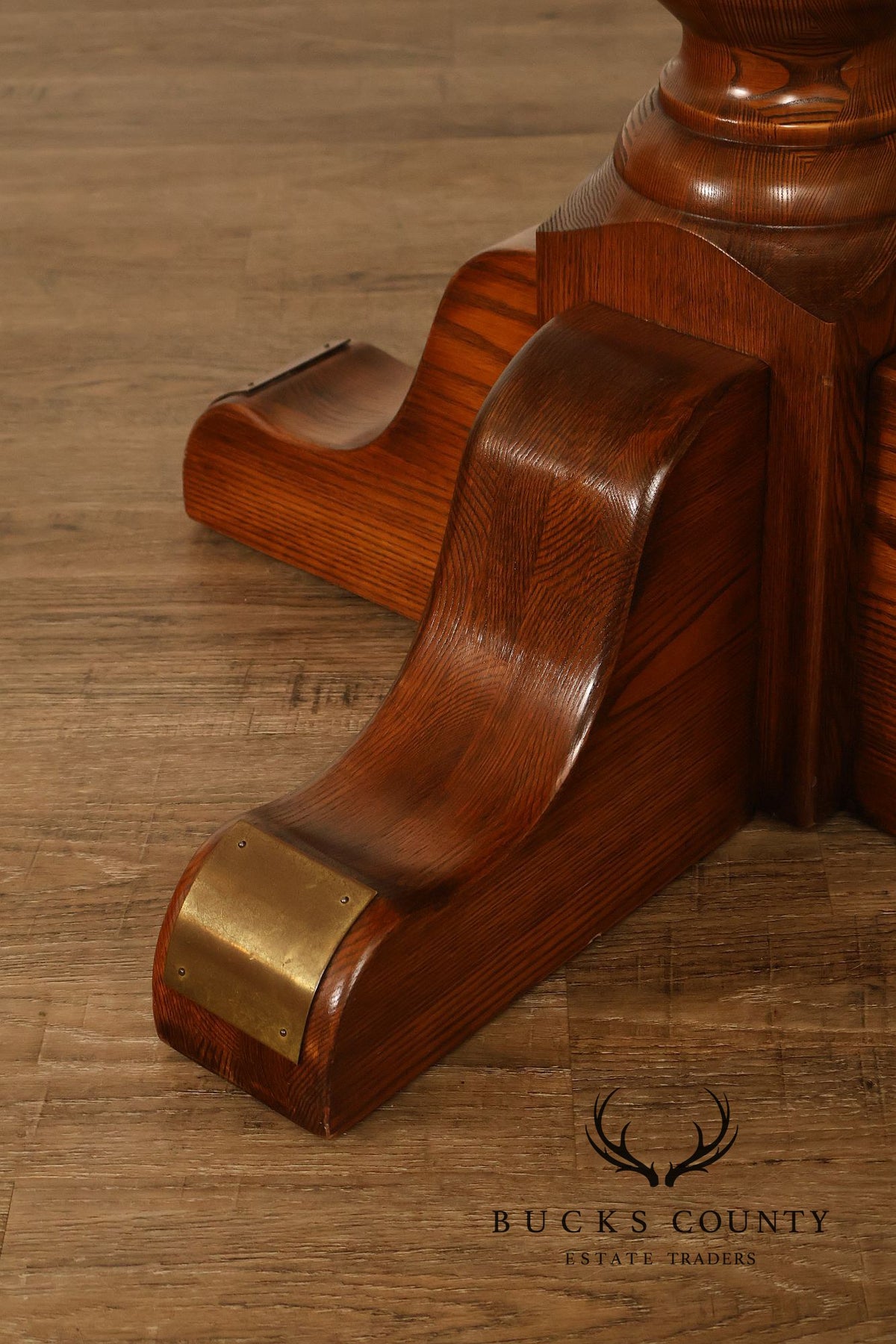 Vintage 42 Inch Oak Round Pedestal Dining Table With Leaf