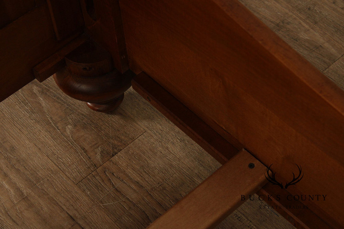 ETHAN ALLEN ‘NEW COUNTRY’ MAPLE QUEEN SLEIGH BED