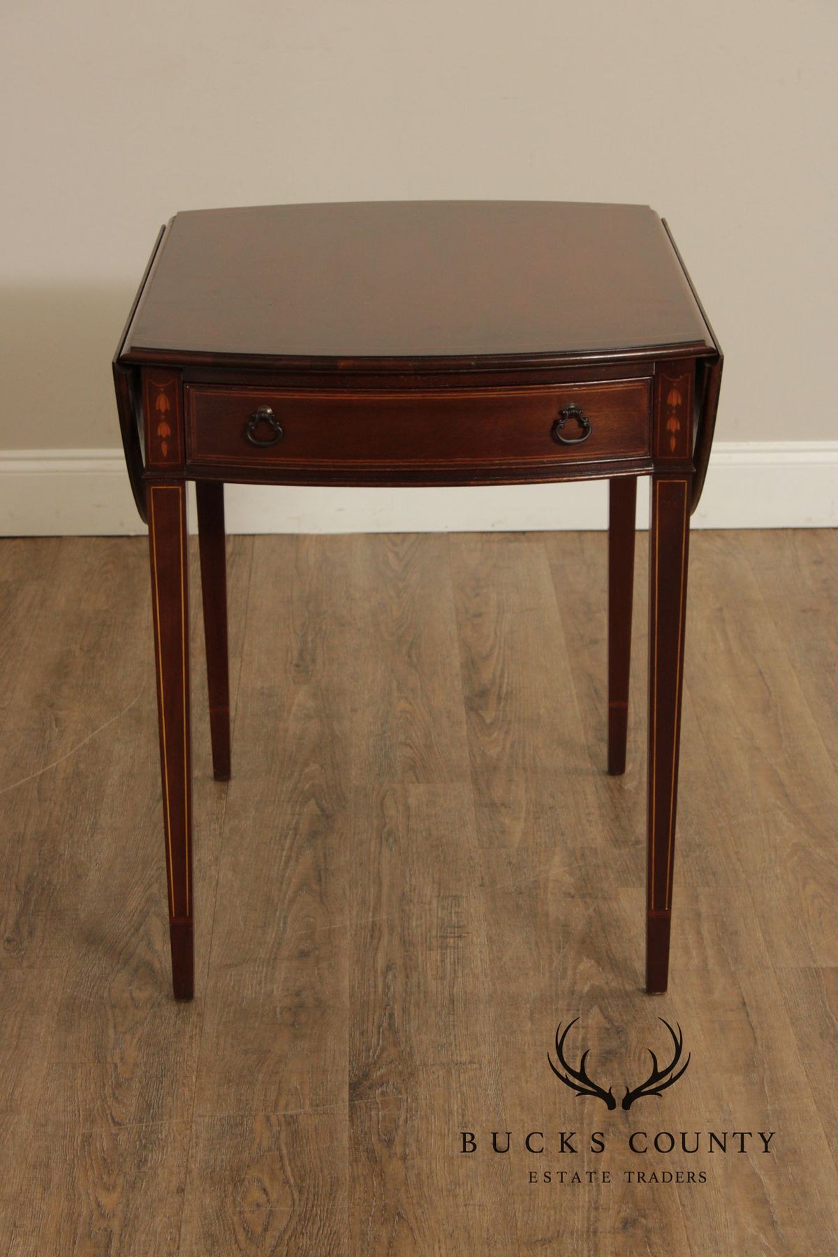 Brandt Federal Style Vintage Pair of Mahogany Pembroke Tables