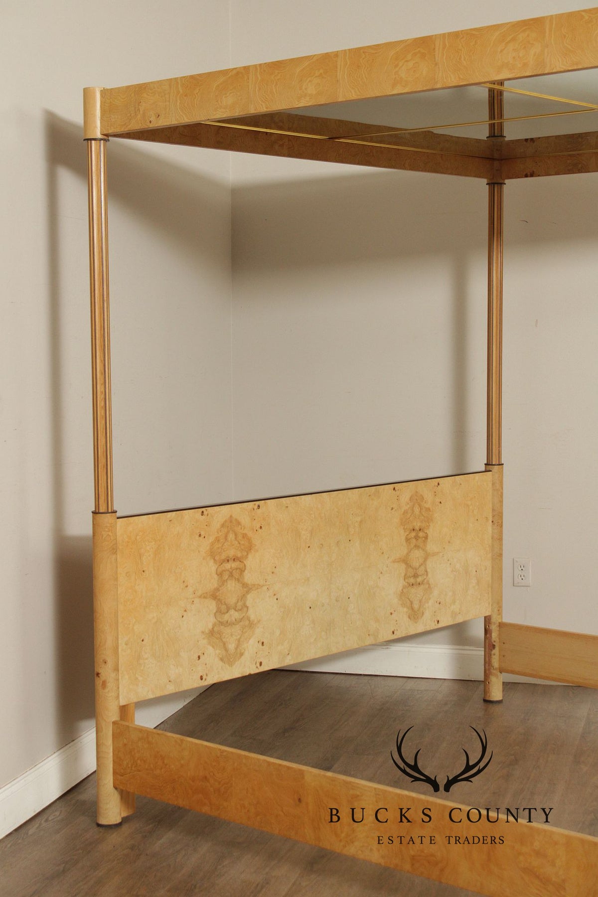 Henredon Scene Two Burlwood King Poster Bed