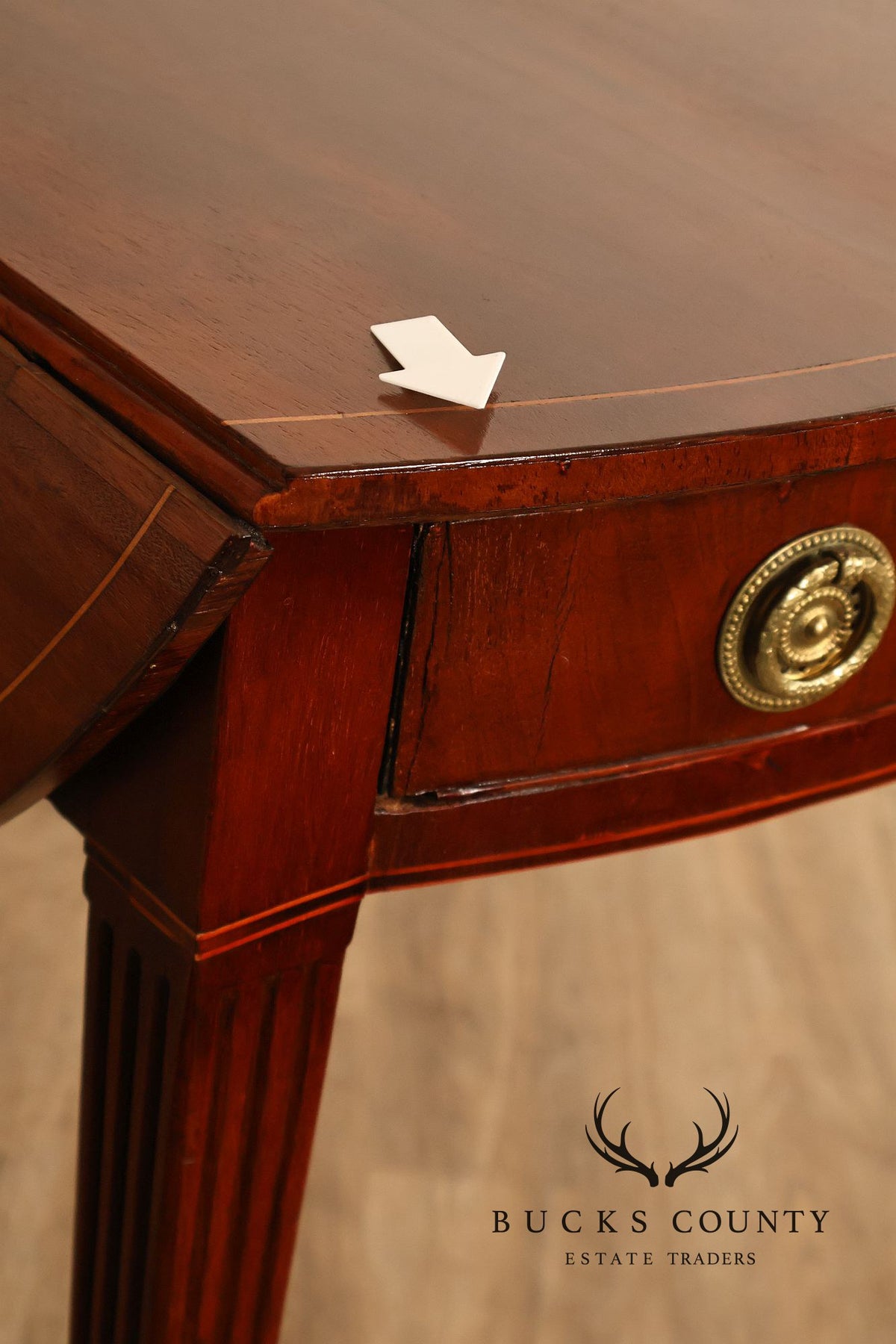 Antique Federal Mahogany Pembroke Table